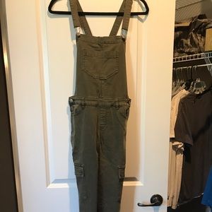 Kendall and Kylie- Army green overalls
